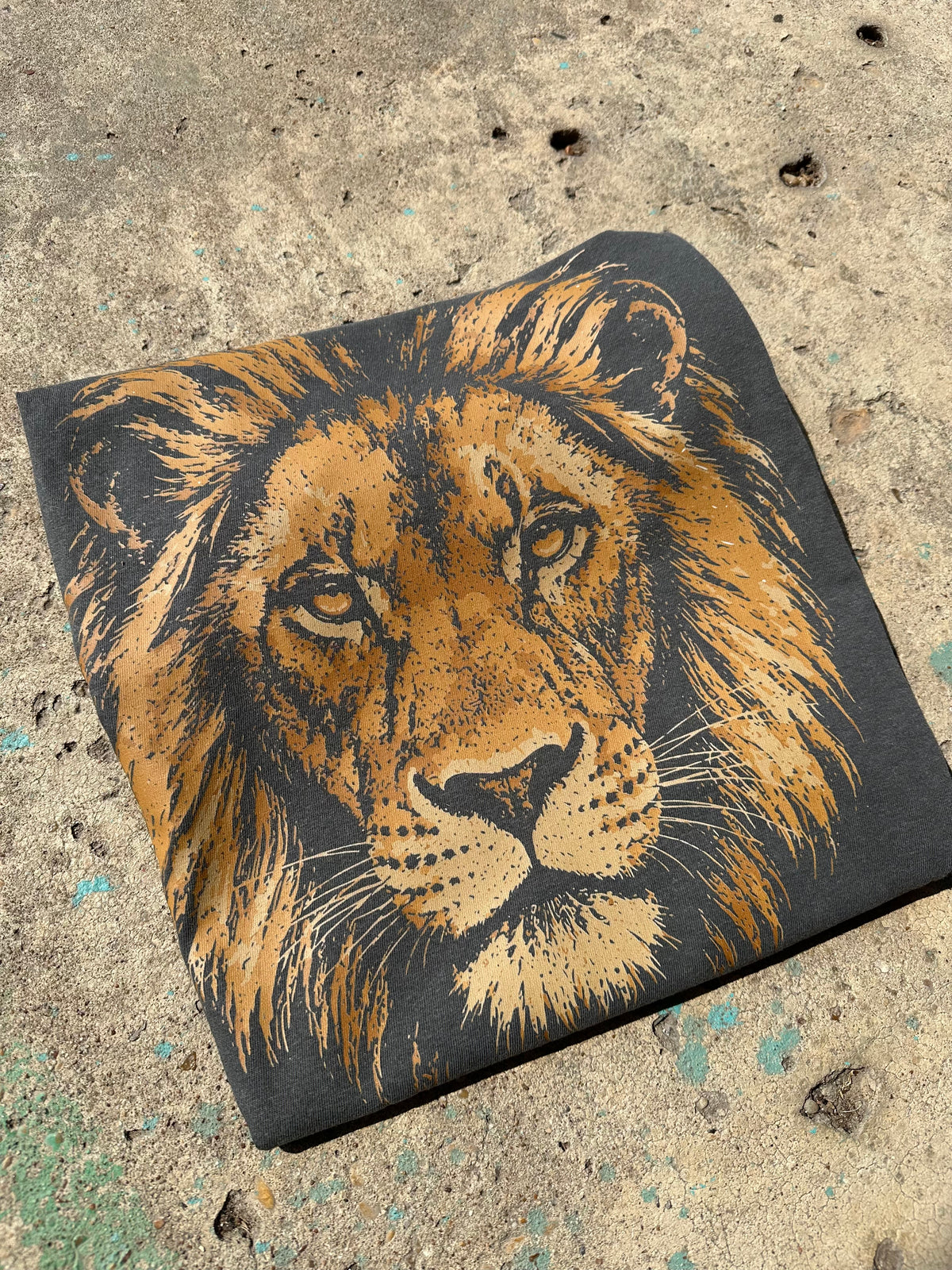Lions Tee - Comfort Colors