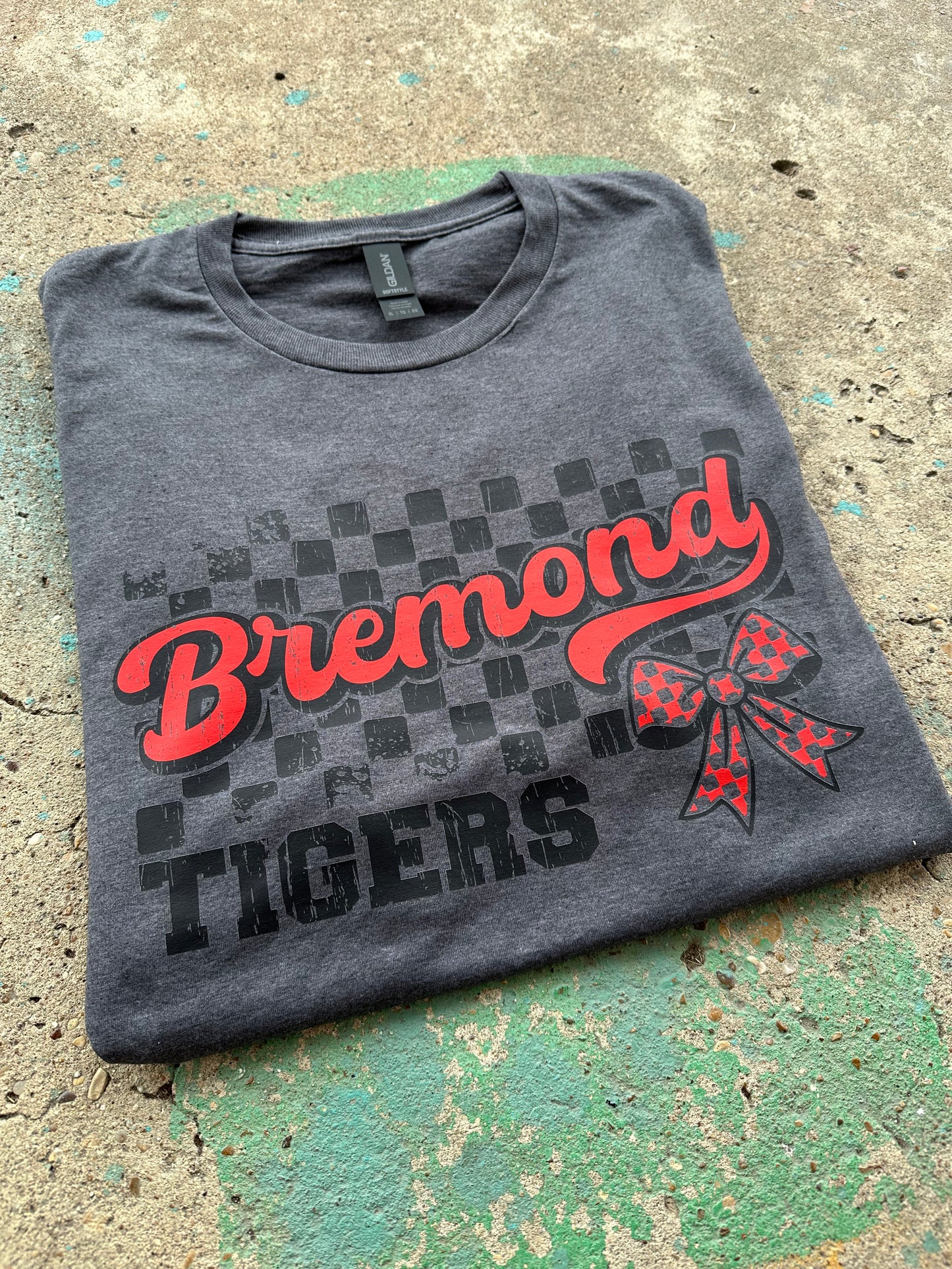 Bremond Tiger Checker Bow Tee -Gildan