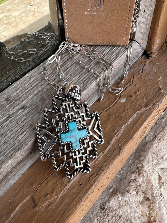 Wolf Mesa Silvertone and Turquoise Necklace