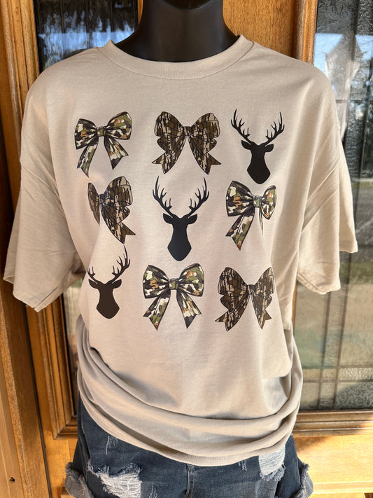 Bows and Bucks Tee