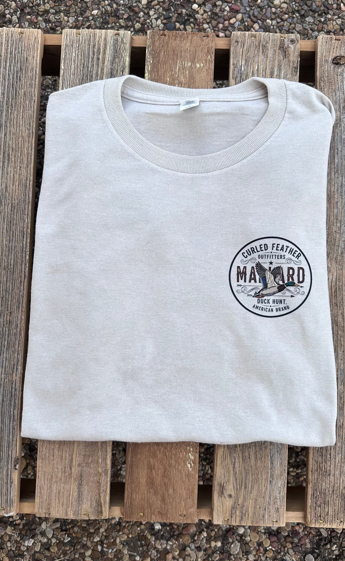 Curled Feathers Duck Tee